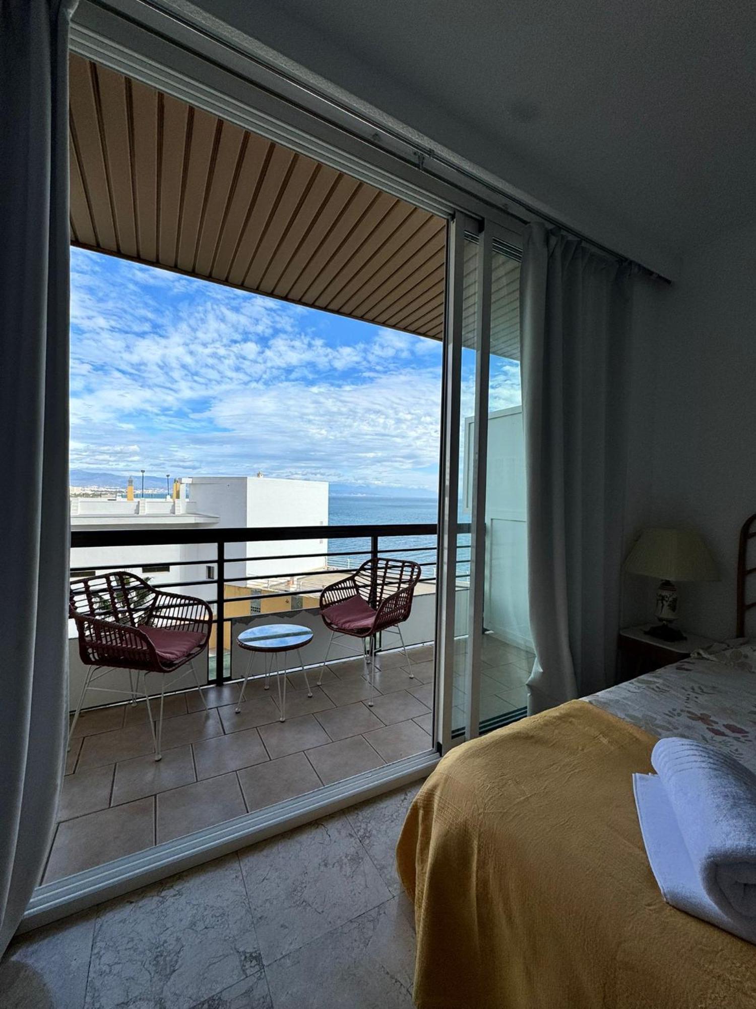 Castillo Santa Clara Estudio Con Vistas Laterales Al Mar Торремолинос Экстерьер фото